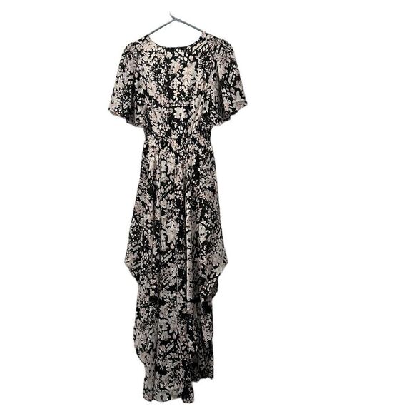 Express Floral Dress - Picture 2 of 5